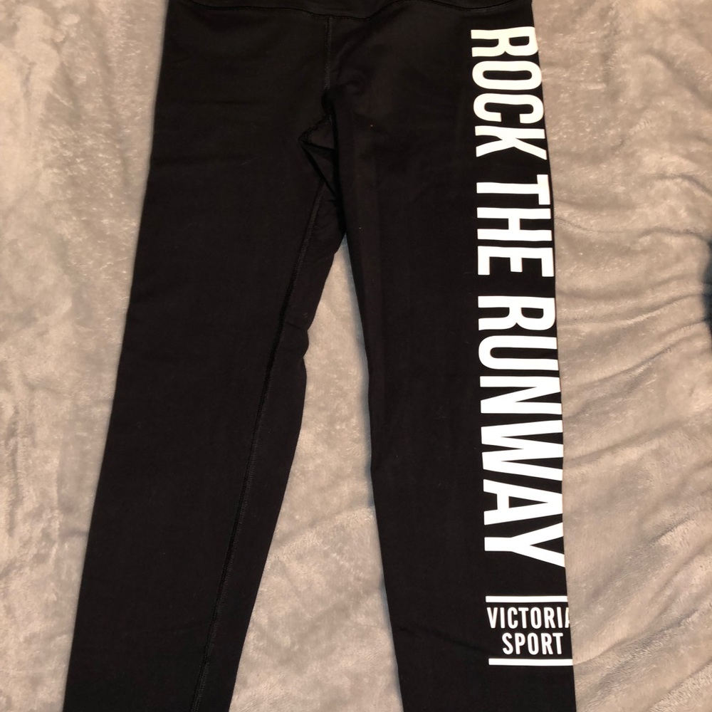 Victoria’s Sport Leggings NWOT